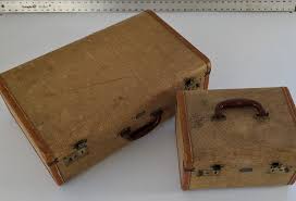 Vintage Circa 1950s Victoria Luggage Tweed Suitcase (Set) — Thrifty Frogg's Shoppe