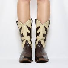 90s FRYE Cowboy Boots (7) – Holy Thrift