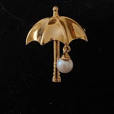 Delightful Tiffany Style Gold Plated & Dangling Pearl ...