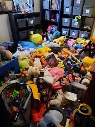 Mum slammed for VERY messy playroom that took four hours ...