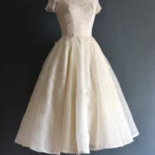 1950S Vintage A-Line Short Boho Lace Tea Length Wedding Dress Rustic Chic Country Midi Bridal Gown with Sleeve - June Bridals