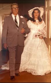 Can someone restore old wedding photo?