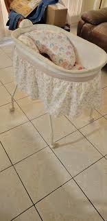 Bonito moises para bebe en muy buenas condiciones for Sale ...