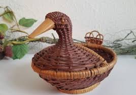Vintage Duck Wicker Basket 5" x 8" Opening | eBay