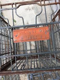 Vintage Metal Milk Crate for Sale in Greer, SC - OfferUp