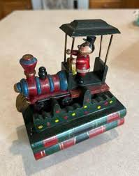 Wooden train lot of ornaments | Mercari