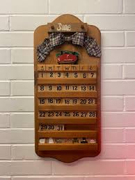 Sweet Vintage Country Cottage Wooden Perpetual Wall ...