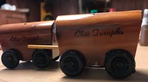 Vintage Wooden Stagecoach Salt & Pepper Shaker Set - Etsy