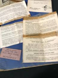 Lot 10: Vintage Monopoly Board Game w/ Wooden Game Pieces ...