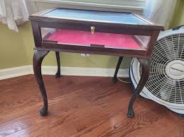 You never knew how badly you needed a crystal flamingo figurine, until now, right? A super fancy Christmas Gift Idea for the person who has everything... except one of these. https://www.woodlandgatherer.com/products/natural-crystal-amethyst-citrine ...