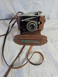 1950s Kodak Tourist Folding 6 x 9 Roll Film Camera in ...