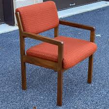 Mid-Century Modern Jens Risom Risom/Marble Corporation Walnut Armchair For Sale at 1stDibs