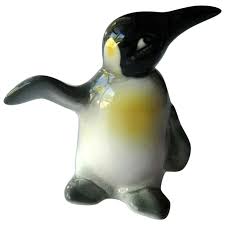 Goebel Penguin - Penguin Flipper Out - Collectible Goebel ...