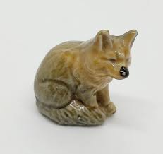 Vintage Wade Whimsies Figurine: Miniature Animal Collectible ...