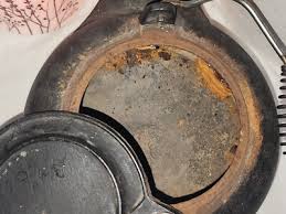 Cast Iron Kettle w Handle (Wagner) Swivel Flat Top Bird ...