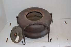 17th Century Japanese Cast Iron Broken Kettle w/ handle H ...
