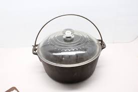 Unmarked Wagner Cast Iron 10-1/2 Dutch Oven & Glass Lid 5 Qt -