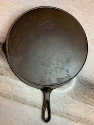 Flat Extra Large 13" Antique Cast Iron Skillet/pan Favorite Piqua Ware Ohio Flat - Etsy UK
