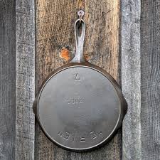 Antique Erie #7 3rd Series 701 C Cast Iron Skillet by Griswold ...