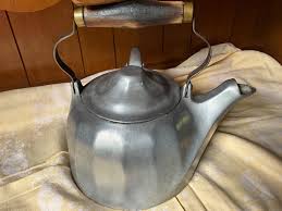 Large Aluminum Tea Kettle, Colonial Tea Kettle, Wagner Ware ...