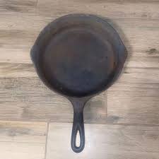 Wagner Ware | Kitchen | Wagner Ware Sidney Number 6 Skillet ...