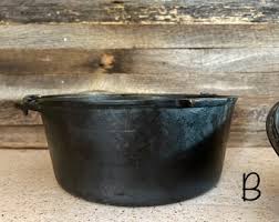 Vintage Wagner Ware Cast Iron Dutch Oven: 8-quart Retro ...