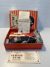 Vintage 1970s Chic Electric Hair Clipper Set. in Working ...