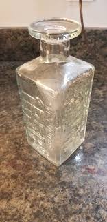 Walkers Deluxe Bourbon Glass Liquor Bottle Featuring Four ...