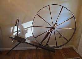 Antique Wood 1800s spinning wheel - Northern Kentucky ...