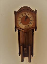 WANDUHR - PENDELUHR - MIT GEWICHTE - AMS W150A - 60/70er ...