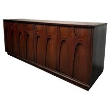 Mid-Century Modern Broyhill "Brasilia" Credenza For Sale at 1stDibs