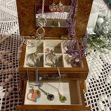 Women's Jewelry & Box includes 3 pairs of earrings for ...