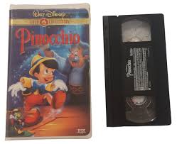Pinocchio Walt Disney Gold Collection Clamshell VHS Video