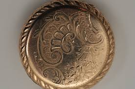 Lot - American Waltham pocket watch. 14k gold case by Essex ...