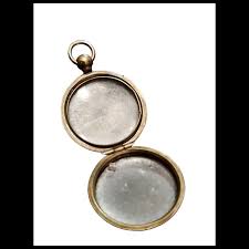 Antique Gold Filled Etched Locket (A4822). For Sale at Ruby Lane