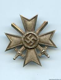 War merit cross with swords - MM43 Julius Bauer Söhne, Zella-Mehlis - Generalassaultmilitaria