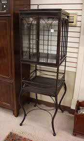 Lot - METAL CURIO CABINET