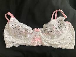 Shirley Hollywood Bra Size M Underwire White w/2 Pink Bows ...