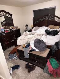 Laundry and cleaning struggles on Instagram vs. Reality