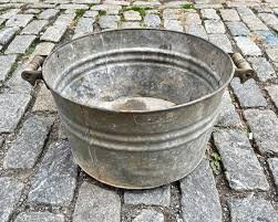Antique Galvanized Wash Tub: Farmhouse Metal Planter With ...
