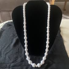 Vintage Signed Worthington Graduated White Bead Necklace 24 ...