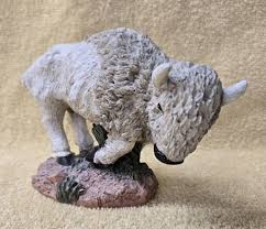 Great White Buffalo Figurine Western Navajo Bison Spiritual ...