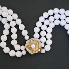 Vintage Japan Signed Handknotted Milk Glass Bead Necklace 18" Flower Clasp | eBay