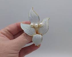 Jewelry, Brooch, Flower, Lily, Easter Lily, White Lily ...