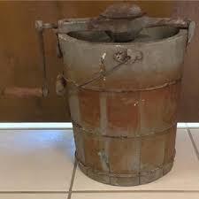Vintage White Mountain Ice Cream Maker: 4 Quart Hand Crank ...