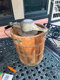 Antique Wooden Hand Crank Shepards 3 Quart Lightning Freezer ...
