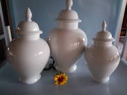 Beautiful White Porcelain Lidded Vases - Etsy
