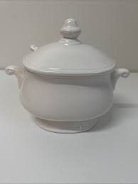 Sweet WHITE Ceramic Ironstone POTTERY SOUP POT Tureen Gravy ...