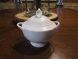 Mikasa *-* CLASSIC FLAIR WHITE *-* Creamer & Sugar Bowl Set ...