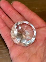 1 1/2" Diamond Paper Weight, 1 1/2" Diamond, Gifts of Love ...